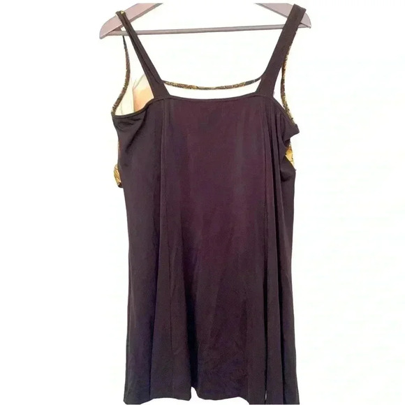 It Figures flattering one piece bathing suit with padded cups and long skirt - Picture 3 of 6